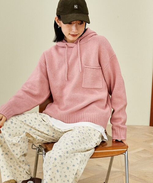 FREAK'S STORE(フリークスストア)の「ポケット付き ニットパーカー/ニットフーディー(ニット/セーター・レディース・ピンク/チャコール/オフホワイト/グレー・フリ-)」の9枚目の写真