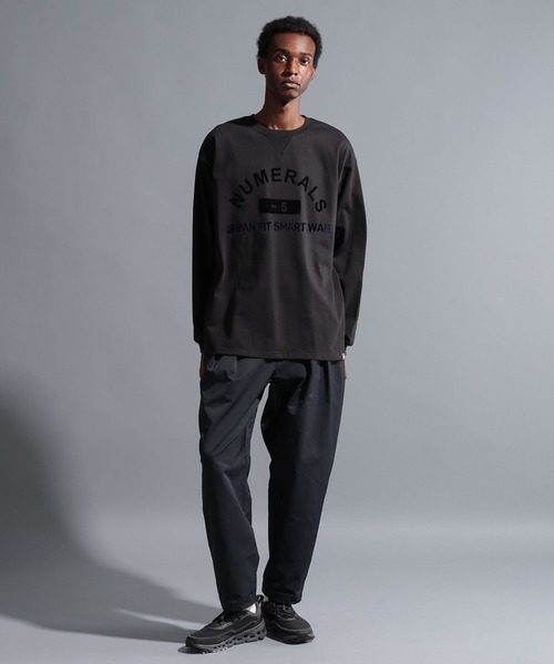 NUMERALS（ヌメラルズ）の「【NUMERALS】カレッジプリントロングスリーブTEE（Tシャツ/カットソー・メンズ・オフホワイト/パープル/ブラック・LARGE/MEDIUM）」の4枚目の写真