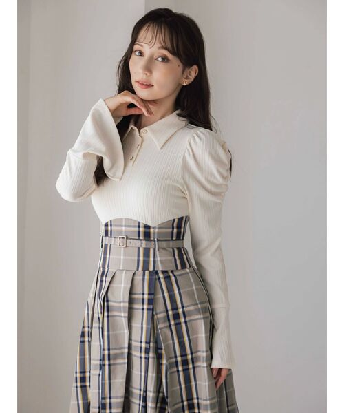 dazzlin（ダズリン）の「シャツカラーコルセットタックワンピース（ワンピース・レディース・チャコールグレー/ネイビー/レッド/アイボリー・SMALL/MEDIUM/X-SMALL）」の5枚目の写真