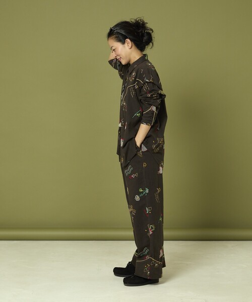 Freada（フリーダ）の「Freada/フリーダ モチーフ刺繍 柄 パンツ（その他パンツ・レディース・ホワイト/スミクロ・ONE SIZE）」の5枚目の写真