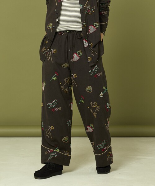 Freada（フリーダ）の「Freada/フリーダ モチーフ刺繍 柄 パンツ（その他パンツ・レディース・ホワイト/スミクロ・ONE SIZE）」の13枚目の写真