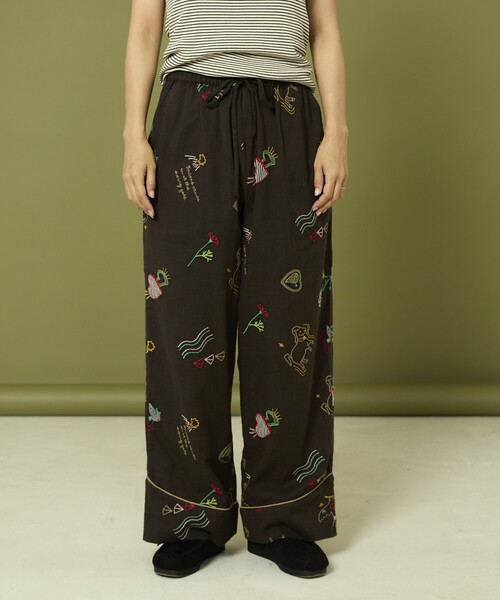 Freada（フリーダ）の「Freada/フリーダ モチーフ刺繍 柄 パンツ（その他パンツ・レディース・ホワイト/スミクロ・ONE SIZE）」の20枚目の写真