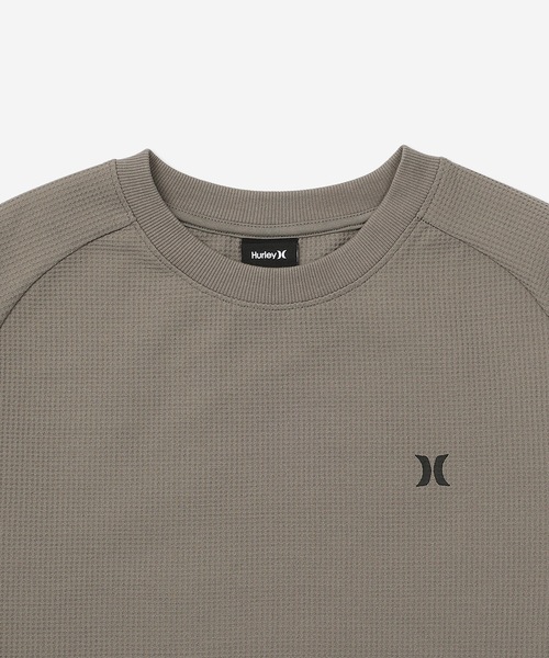 Hurley (ハーレー)の「【Hurley/ハーレー】ヘビーウエイトサーマルロングTシャツ 吸水速乾 オーバーサイズシルエット ワンポイント THERMAL BP LS(Tシャツ/カットソー・メンズ・オフホワイト/ブラック/カーキブラウン/ブラック×イエロー/ブラック×ピンク/ブラック×ブルー・MEDIUM/LARGE/X-LARGE/SMALL)」の14枚目の写真