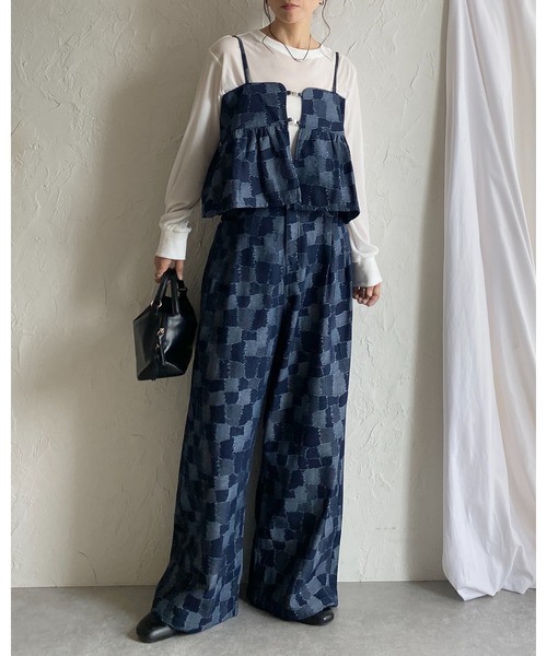 She's Closet(シーズクローゼット)の「ペプラムギャザーデニムキャミソールビスチェ&ワイドデニムパンツセットアップ(セットアップ・レディース・ライトブルー/ブルー/ネイビー/インディゴブルー・FREE)」の10枚目の写真