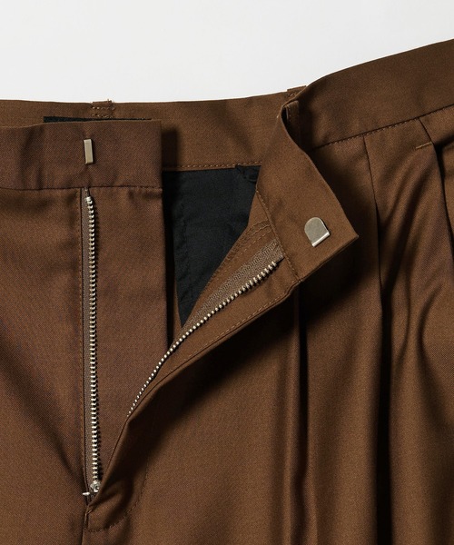 info. BEAUTY&YOUTH（インフォビューティアンドユース）の「【マルチサイズ】ルーズ タック テーパード パンツ（スラックス・メンズ・ダークベージュ/ブラック/ダークネイビー/チャコールグレー/グレー/カーキブラウン・マルチサイズ）」の14枚目の写真