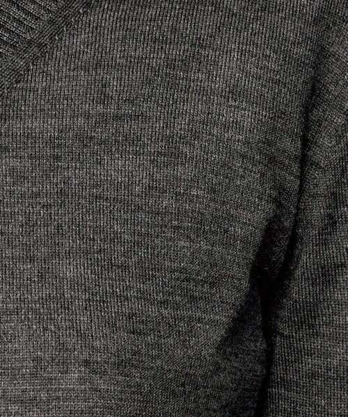 UNTITLED（アンタイトル）の「【洗える/きれいめ】Vネックプルオーバーニット（ニット/セーター・レディース・ブラウン系/ブラック/チャコールグレー/ブルー系その他・48/44/04/02/00）」の12枚目の写真