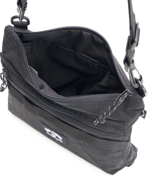 BILLABONG(ビラボン)の「BILLABONG メンズ 【A/DIV.】SACHOCHE ショルダーバッグ 1.2L【2025年秋冬モデル】/ビラボンロゴワンポイントサコッシュ・ショルダーバック(ショルダーバッグ・メンズ・ブラック/アーミー・FREE)」の8枚目の写真