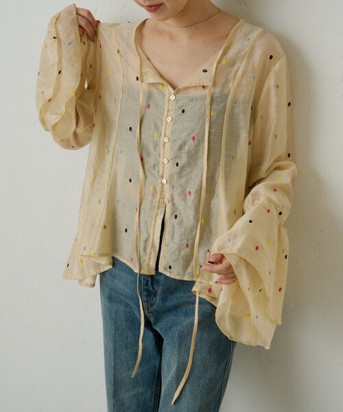 Omekashi(オメカシ)の「マルチドットブラウス(シャツ/ブラウス・レディース・ブラック/ベージュ・FREE)」の4枚目の写真