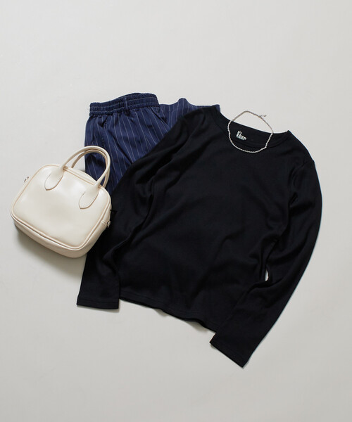 FREAK'S STORE（フリークスストア）の「＜調温素材＞INKEEP クルーネックトップス/インキープ ロンT（Tシャツ/カットソー・レディース・レッド/オフホワイト/その他/ブラック・ﾌﾘ-）」の3枚目の写真