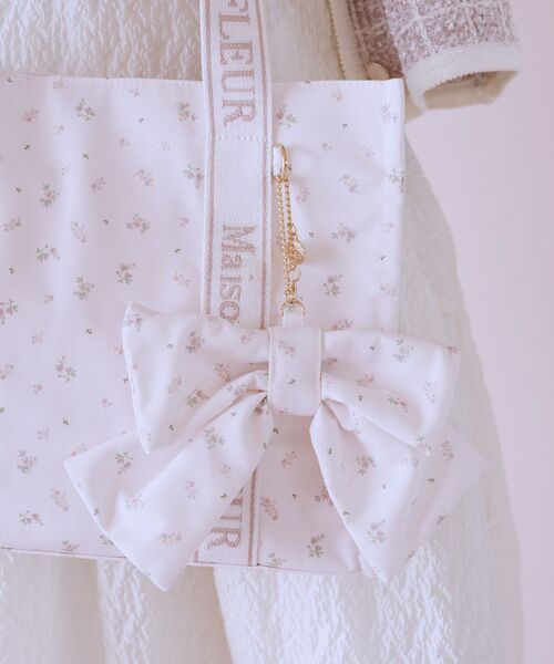 Maison de FLEUR（メゾンドフルール）の「ピンクマニアリボンポーチチャーム（チャーム・レディース・ピンク・FREE）」の2枚目の写真