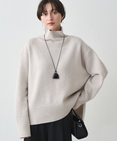 LOUNGEDRESS（ラウンジドレス）の「ウール100タートルニット（ニット/セーター・レディース・アイボリー/ライトグレー/ネイビー・FREE）」の14枚目の写真
