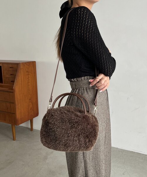 CAPRICIEUX LE'MAGE（カプリシューレマージュ）の「ファー2WAYボストンバッグ（ボストンバッグ・レディース・ベージュ/ブラウン・FREE）」の10枚目の写真