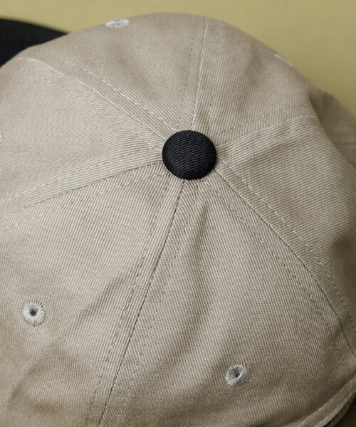 Cooperstown Ball Cap（クーパーズタウンボールキャップ）の「COOPERSTOWN BALL CAP/クーパーズタウン ボールキャップ 別注 TWILL CAP（キャップ・メンズ・ライトグレー/オフホワイト/その他9・ONE SIZE）」の5枚目の写真