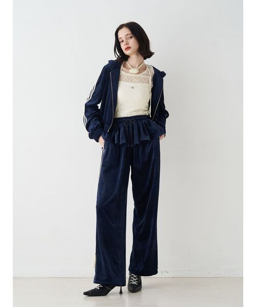 jouetie（ジュエティ）の「ベロアラインパンツ【セットアップ対応】（その他パンツ・レディース・ブラック/グレー/ネイビー/ブラウン・MEDIUM）」の11枚目の写真