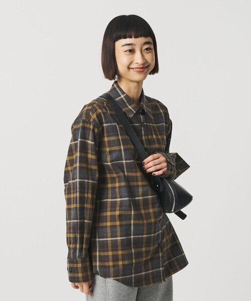 BEAUTY&YOUTH UNITED ARROWS（ビューティーアンドユースユナイテッドアローズ）の「コットンフランネル チェックシャツ（シャツ/ブラウス・レディース・オリーブ/ネイビー・S/M）」の2枚目の写真