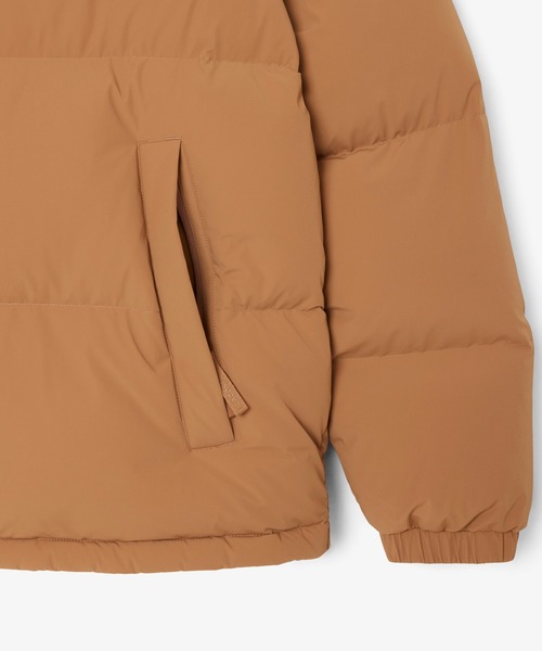 LACOSTE（ラコステ）の「撥水 防風 テクニカルファブリック ボリュームダウンフーデッドジャケット（ダウンジャケット/コート・メンズ・ブラック/オリーブ/キャメル・48/46/52/50/54）」の4枚目の写真