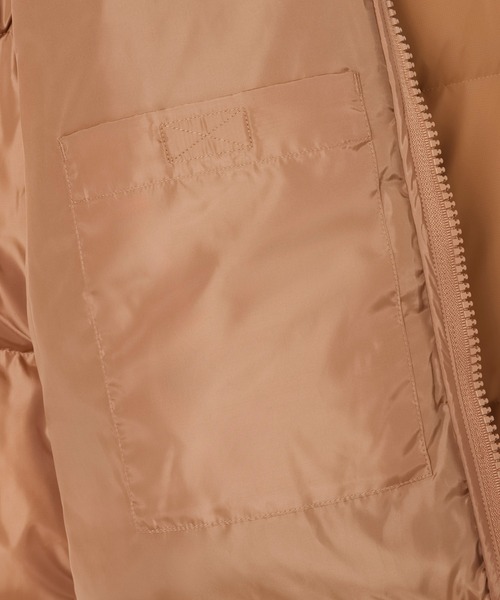 LACOSTE（ラコステ）の「撥水 防風 テクニカルファブリック ボリュームダウンフーデッドジャケット（ダウンジャケット/コート・メンズ・ブラック/オリーブ/キャメル・48/46/52/50/54）」の5枚目の写真