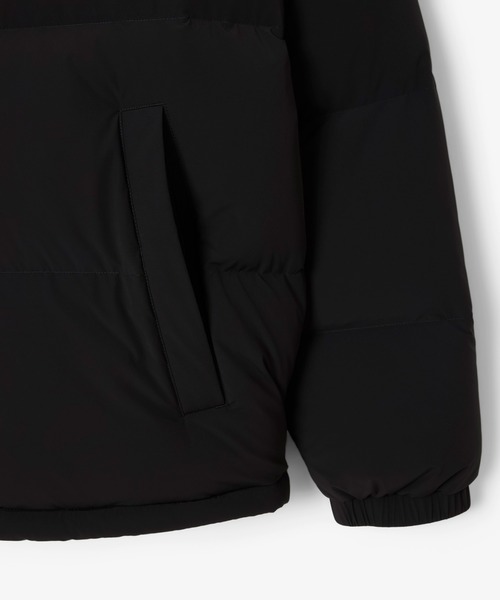 LACOSTE（ラコステ）の「撥水 防風 テクニカルファブリック ボリュームダウンフーデッドジャケット（ダウンジャケット/コート・メンズ・ブラック/オリーブ/キャメル・48/46/52/50/54）」の9枚目の写真