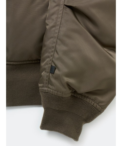 DAIWA PIER39（ダイワピア39）の「DAIWA PIER39 TECH 2WAY MA-1 DOWN JACKET BW-40025W（ダウンジャケット/コート・メンズ・カーキ/ブラック・LARGE/SMALL/MEDIUM/X-LARGE）」の13枚目の写真