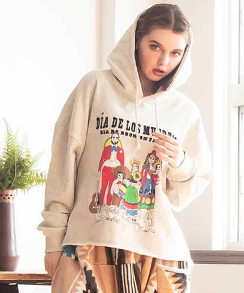 チャイハネ（チャイハネ）の「【チャイハネ】Amina×grn ファミタイフーディー（パーカー・レディース・グリーン/ホワイト・FREE）」の2枚目の写真