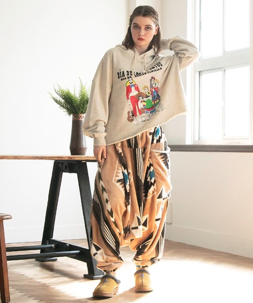 チャイハネ（チャイハネ）の「【チャイハネ】Amina×grn ファミタイフーディー（パーカー・レディース・グリーン/ホワイト・FREE）」の7枚目の写真