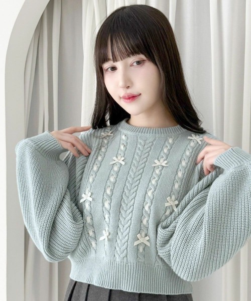 F i.n.t（フィント）の「フロントはしごプチリボンニットプルオーバー/fint フィント（ニット/セーター・レディース・ミント/アイボリー・FREE）」の2枚目の写真