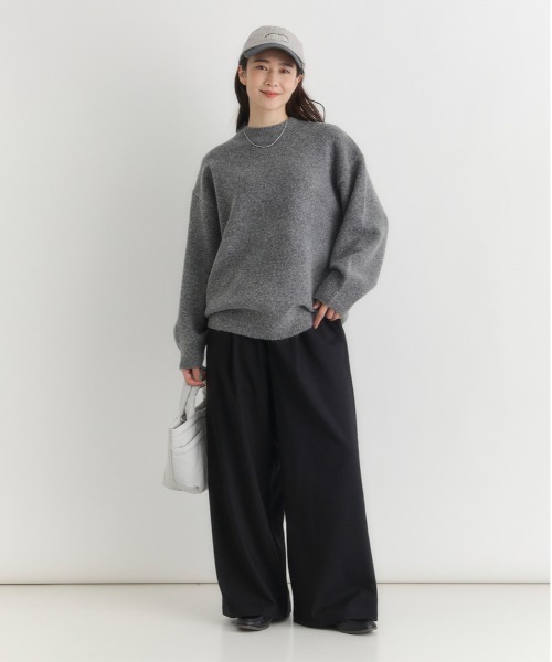 Right-on（ライトオン）の「【HONEYSUCKLE ROSE】裏起毛イージーワイドパンツ (スタイリッシュシルエット / タックデザイン / 保温性抜群)（その他パンツ・レディース・グレー/ブラック・M/L/S）」の13枚目の写真