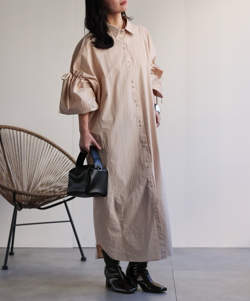 ap retro（アプレトロ）の「ボリュームスリーブシャツワンピース（シャツワンピース・レディース・ベージュ/ブラック・FREE）」の9枚目の写真