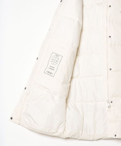 GUESS JEANS(ゲスジーンズ)の「GUESS JEANS パファー ロングジャケット(ダウンジャケット/コート・レディース・ブラック/オフホワイト・S/M/XS/L)」の4枚目の写真