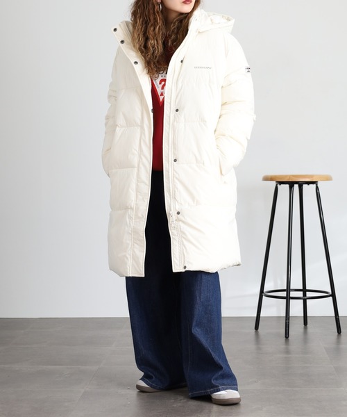 GUESS JEANS(ゲスジーンズ)の「GUESS JEANS パファー ロングジャケット(ダウンジャケット/コート・レディース・ブラック/オフホワイト・S/M/XS/L)」の8枚目の写真