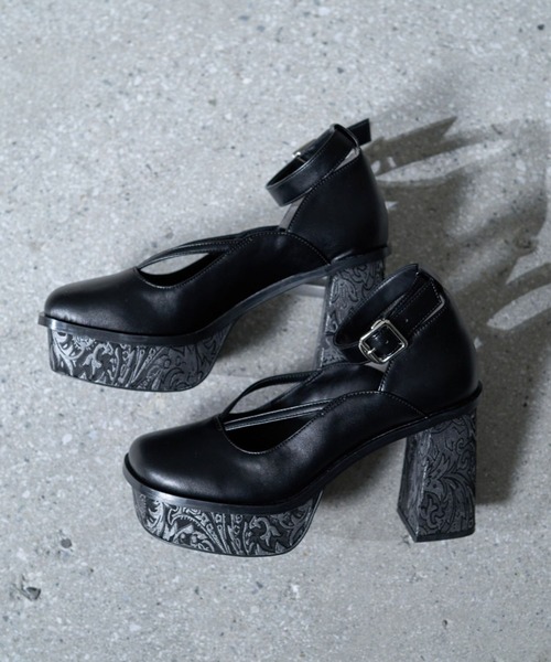 HARE(ハレ)の「ガラチャンキーストリングパンプス(HARE)(パンプス・レディース・グレー/ブラック・MEDIUM/LARGE)」の4枚目の写真