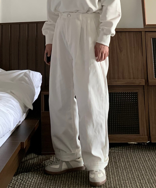 HUKE(ヒューク)の「ヴィンテージワイドデニムパンツ(クリーム)(デニムパンツ・メンズ・その他・MEDIUM/LARGE/SMALL)」の2枚目の写真