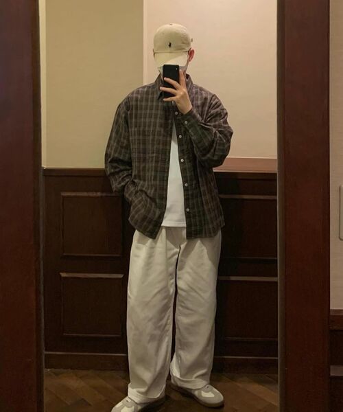 HUKE(ヒューク)の「ヴィンテージワイドデニムパンツ(クリーム)(デニムパンツ・メンズ・その他・MEDIUM/LARGE/SMALL)」の3枚目の写真