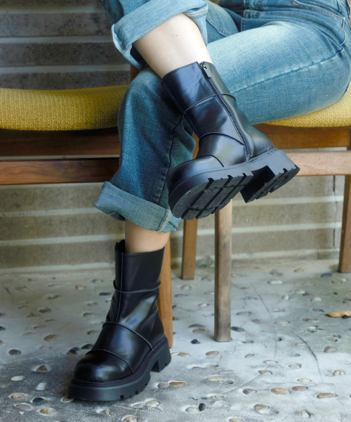 CESTI（セスティ）の「モノラインブーツ (ブラック)（ブーツ・レディース・ブラック・25cm/24.5cm/24cm/23.5cm/23cm/22.5cm）」の2枚目の写真