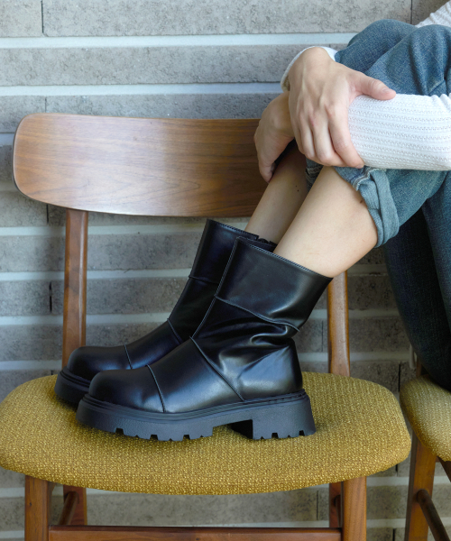 CESTI（セスティ）の「モノラインブーツ (ブラック)（ブーツ・レディース・ブラック・25cm/24.5cm/24cm/23.5cm/23cm/22.5cm）」の3枚目の写真