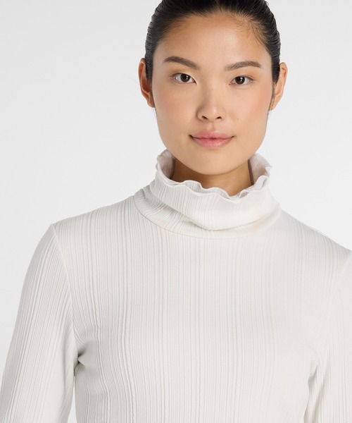 NEW BALANCE(ニューバランス)の「NB GREY カラーブロック長袖トップ(Tシャツ/カットソー・レディース・ブラック/オフホワイト・SMALL/MEDIUM/LARGE/X-LARGE)」の5枚目の写真
