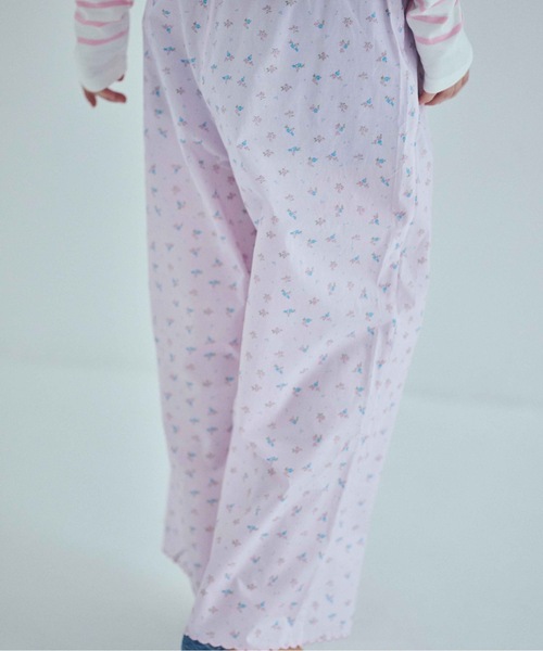 SEA(シー)の「フローラル イージーパンツ(その他パンツ・レディース・ピンク/ホワイト/チャコールグレー・ONE SIZE)」の5枚目の写真