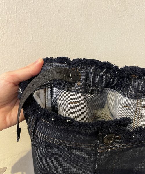 ear PAPILLONNER（イアパピヨネ）の「センターラインデニムパンツ【SUM1 STYLE】（デニムパンツ・レディース・インディゴブルー・FREE）」の12枚目の写真