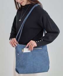 SHOO・LA・RUE（シューラルー）の「【選べる6色】フロントWポケットショルダーバッグ（ショルダーバッグ）」