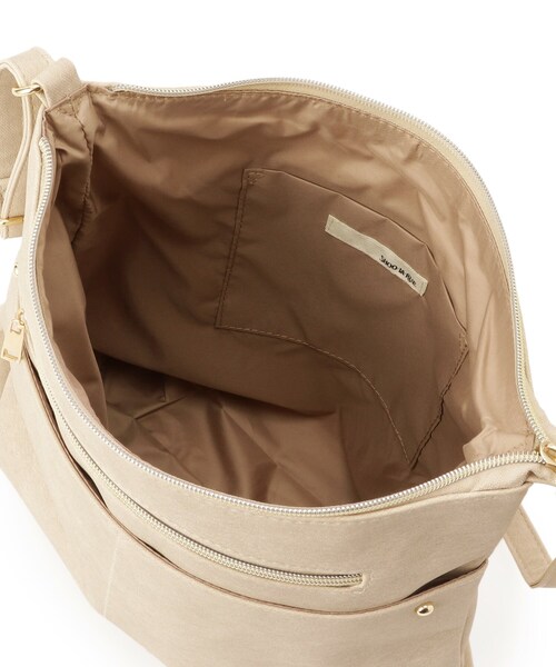 SHOO・LA・RUE（シューラルー）の「【選べる6色】フロントWポケットショルダーバッグ（ショルダーバッグ・レディース・イエロー/ベージュ/ピンク系/グレー/ブルー/ブラック・00）」の14枚目の写真