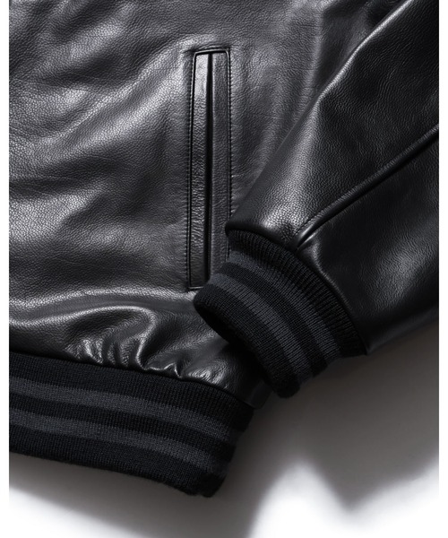 F.C.Real Bristol(エフシーレアルブリストル)の「LEATHER TEAM VARSITY BLOUSON(ブルゾン・メンズ・ブラック・SMALL/MEDIUM/LARGE/X-LARGE/XX-LARGE)」の8枚目の写真