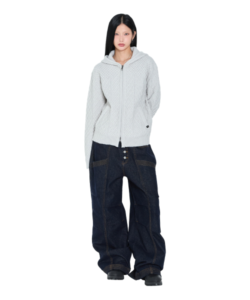 AAKAM（アーカム）の「Cable Knitted Zip-Up Hoodie (Gray)（ニット/セーター・レディース・その他・1/2）」の8枚目の写真