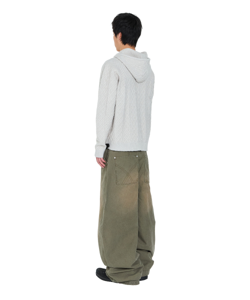 AAKAM（アーカム）の「Cable Knitted Zip-Up Hoodie (Gray)（ニット/セーター・レディース・その他・1/2）」の11枚目の写真