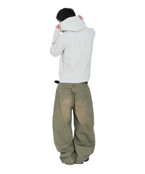 AAKAM（アーカム）の「Cable Knitted Zip-Up Hoodie (Gray)（ニット/セーター・レディース・その他・1/2）」の14枚目の写真