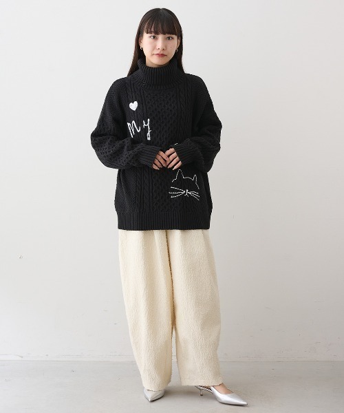 MEDE19F(メデジュウキュウ)の「MEDE19F 刺繍入りアランニットタートル(ニット/セーター・レディース・アイボリー/ブラック・LL/L/M)」の6枚目の写真