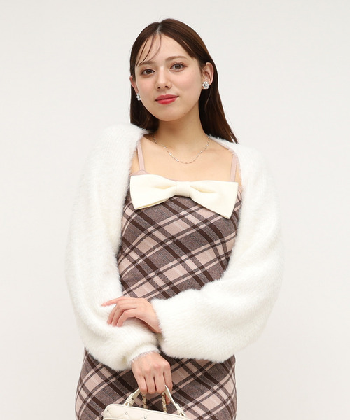 ROYAL PARTY(ロイヤルパーティー)の「リボンチェックシャギーボレロアンサンブル(アンサンブル・レディース・ブラック/モカ/グレー・FREE)」の4枚目の写真