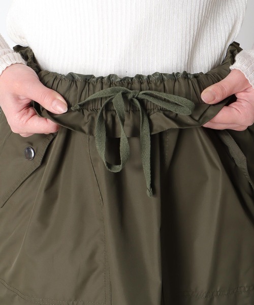 Jines（ジネス）の「サイドファスナープリーツスカート（スカート・レディース・ブラック/カーキ・38）」の7枚目の写真
