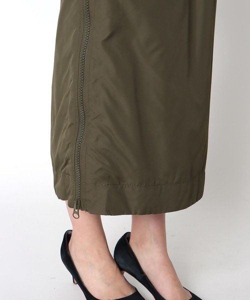 Jines（ジネス）の「サイドファスナープリーツスカート（スカート・レディース・ブラック/カーキ・38）」の11枚目の写真
