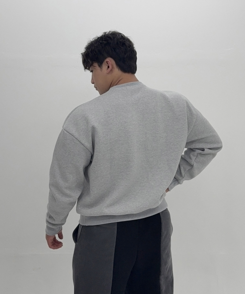 BARBELLWORKS(バーベルワークス)の「グラフィティヘビーゴ中量二重地スウェット(スウェット・メンズ・ブラック/グレー・LARGE/X-LARGE)」の6枚目の写真