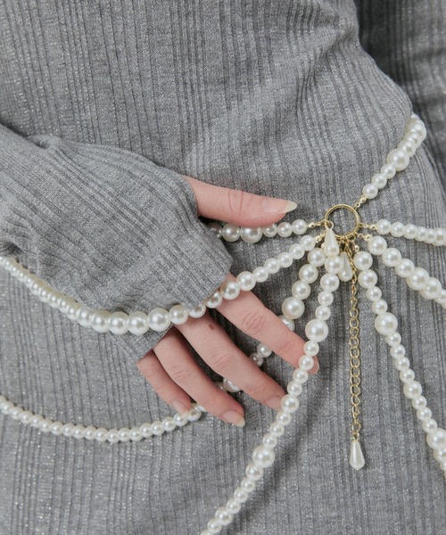 BLONDEY（ブロンディ）の「フィンガーフォールラメニットミニワンピ（ワンピース・レディース・グレー/ブラック・FREE）」の18枚目の写真